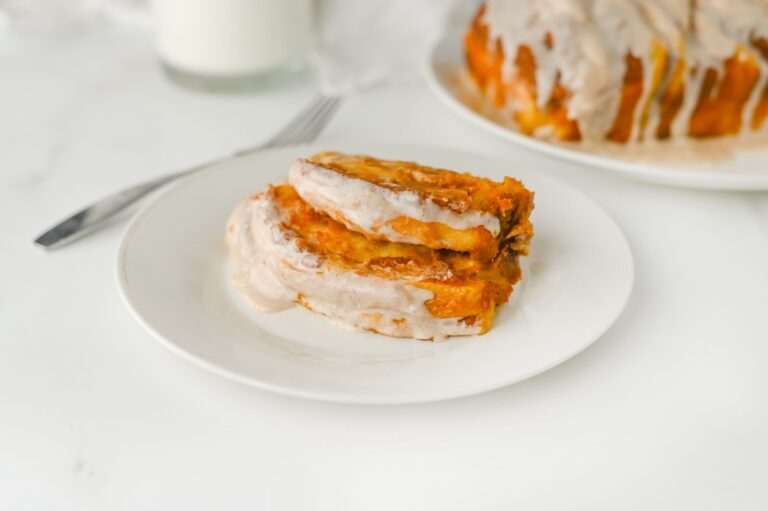 Easy Pumpkin Pull Apart Bread for a Cozy Treat